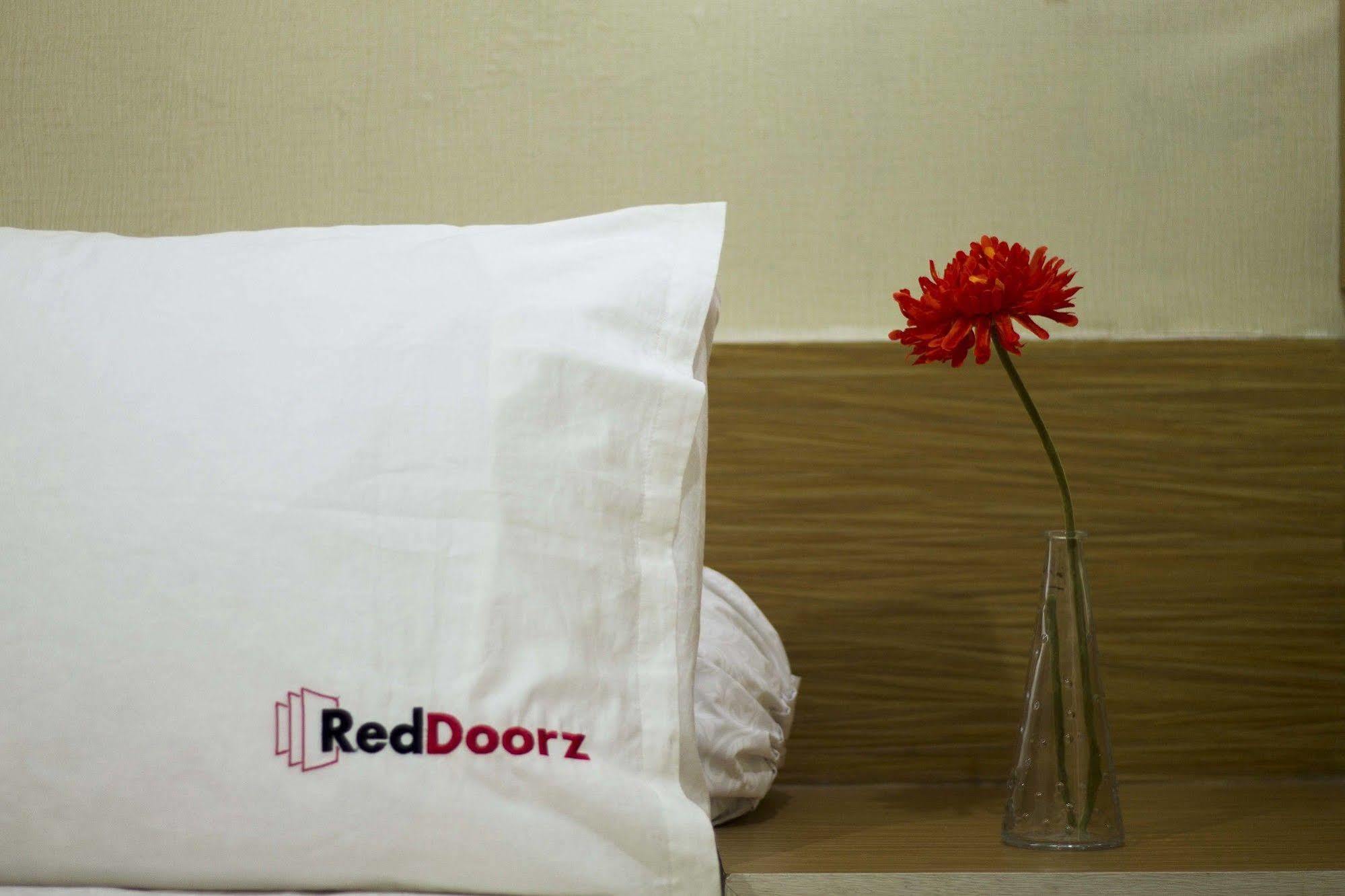 Reddoorz @ Sehati Raya Kuta Legian Εξωτερικό φωτογραφία